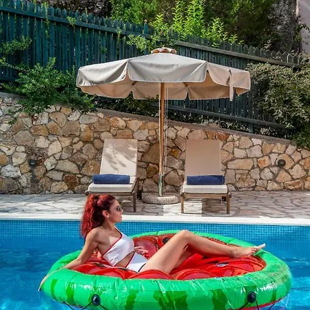 Meganisi Vila